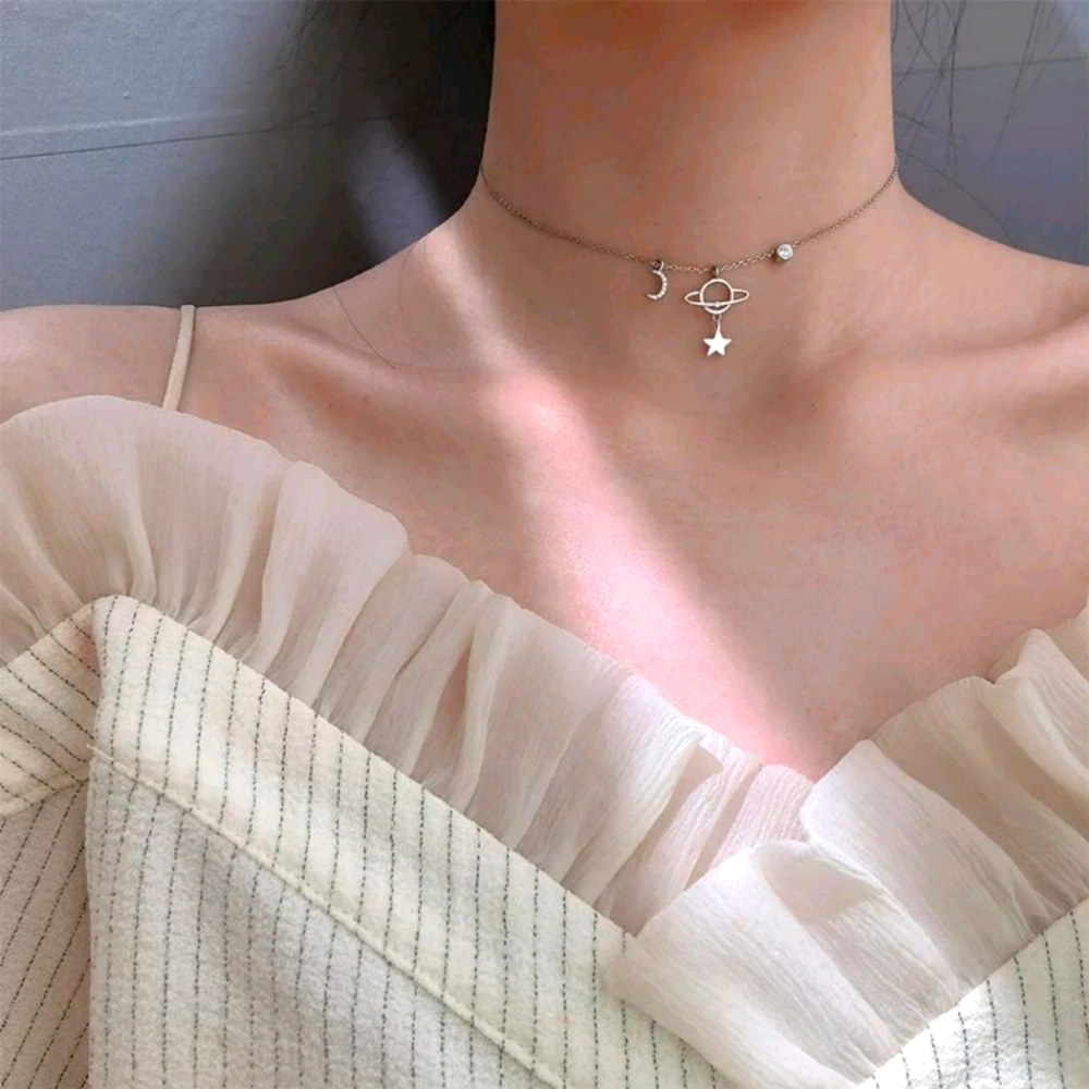 💎✨ 925 Space Girl Necklace - Picture 2 of 4
